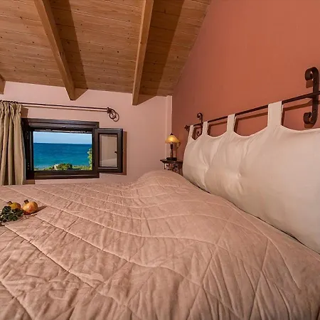 Two-Bedroom Maisonette With Sea View Apartamento Amoudi